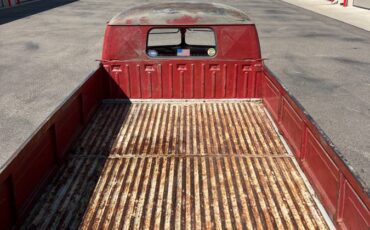 Volkswagen-Single-cab-bus-1962-red-15