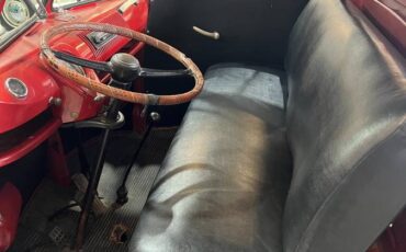 Volkswagen-Single-cab-bus-1962-red-7