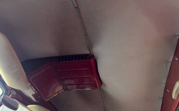 Volkswagen-Single-cab-bus-1962-red-9