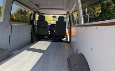 Volkswagen-T4-caravelle-hi-top-camper-van-diesel-1992-11