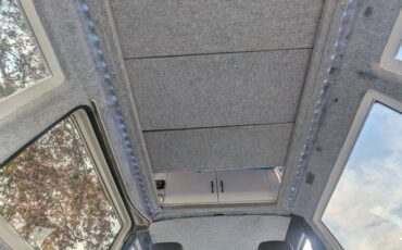 Volkswagen-T4-caravelle-hi-top-camper-van-diesel-1992-12