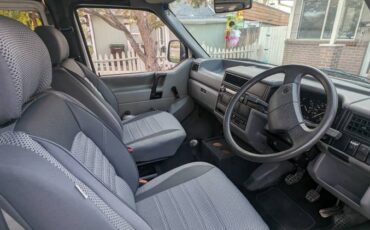 Volkswagen-T4-caravelle-hi-top-camper-van-diesel-1992-3