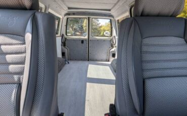 Volkswagen-T4-caravelle-hi-top-camper-van-diesel-1992-6