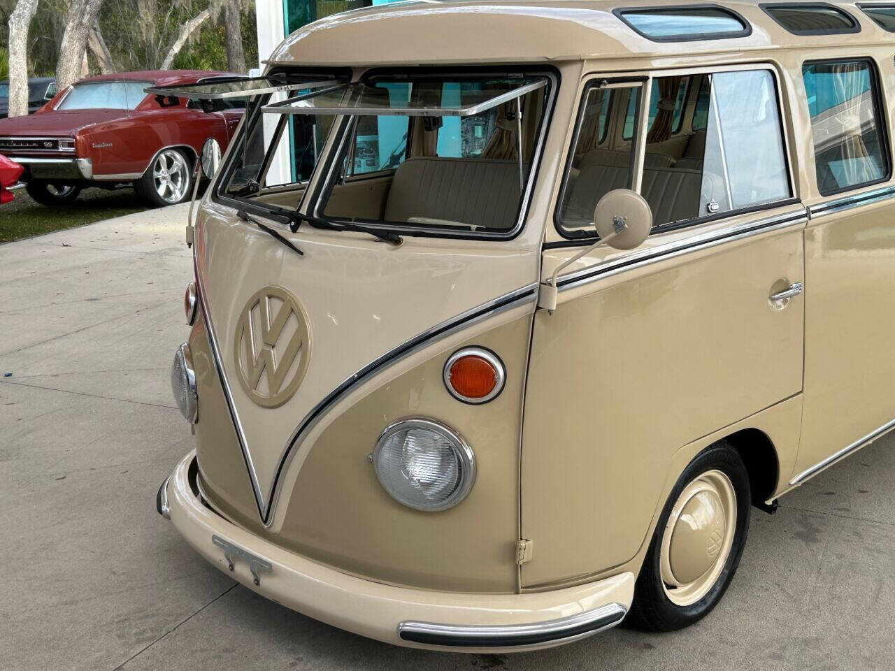 Volkswagen-Type-II-1972-12