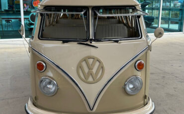 Volkswagen-Type-II-1972-13