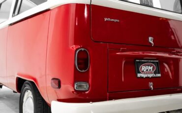 Volkswagen-Type-II-Bus-1975-Other-10