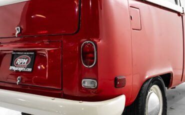 Volkswagen-Type-II-Bus-1975-Other-11