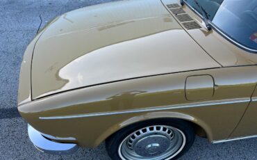 Volkswagen-VW-Variant-squareback-1976-coupe-29