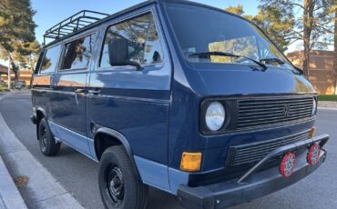 Volkswagen-Vanagon-1984-2