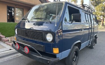 Volkswagen-Vanagon-1984