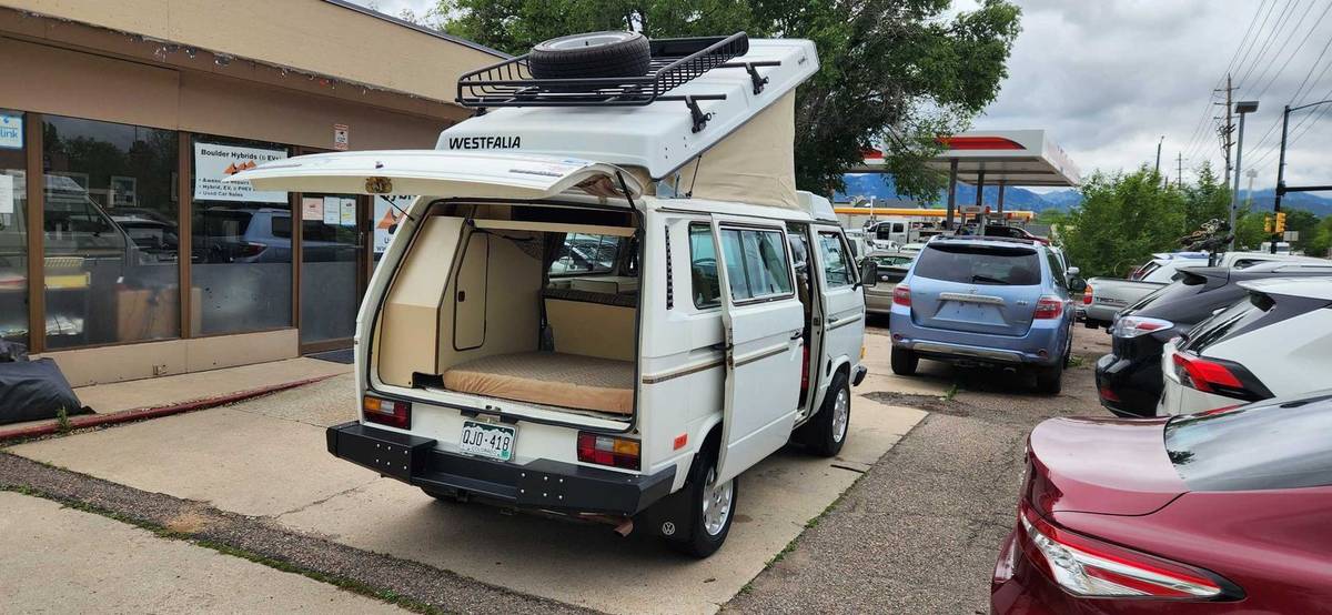 Volkswagen-Vanagon-1984-white-1