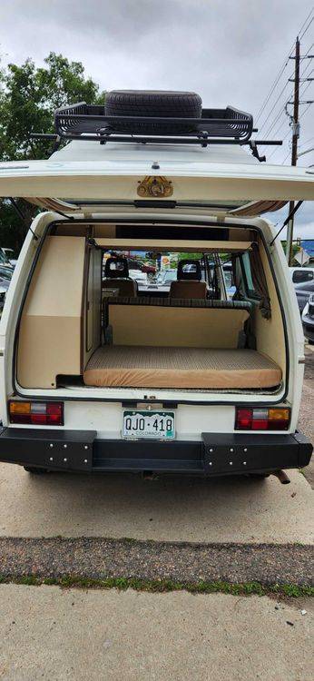 Volkswagen-Vanagon-1984-white-4