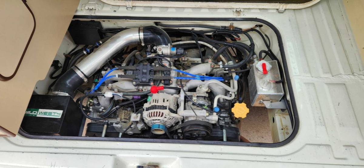 Volkswagen-Vanagon-1984-white-5