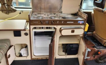 Volkswagen-Vanagon-1984-white-9