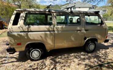 Volkswagen-Vanagon-1985-brown-2