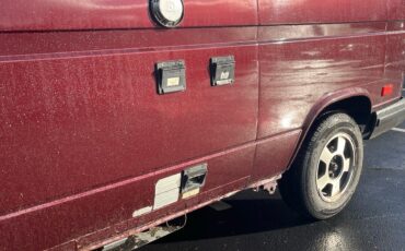 Volkswagen-Vanagon-1991-16