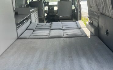 Volkswagen-Vanagon-1991-8