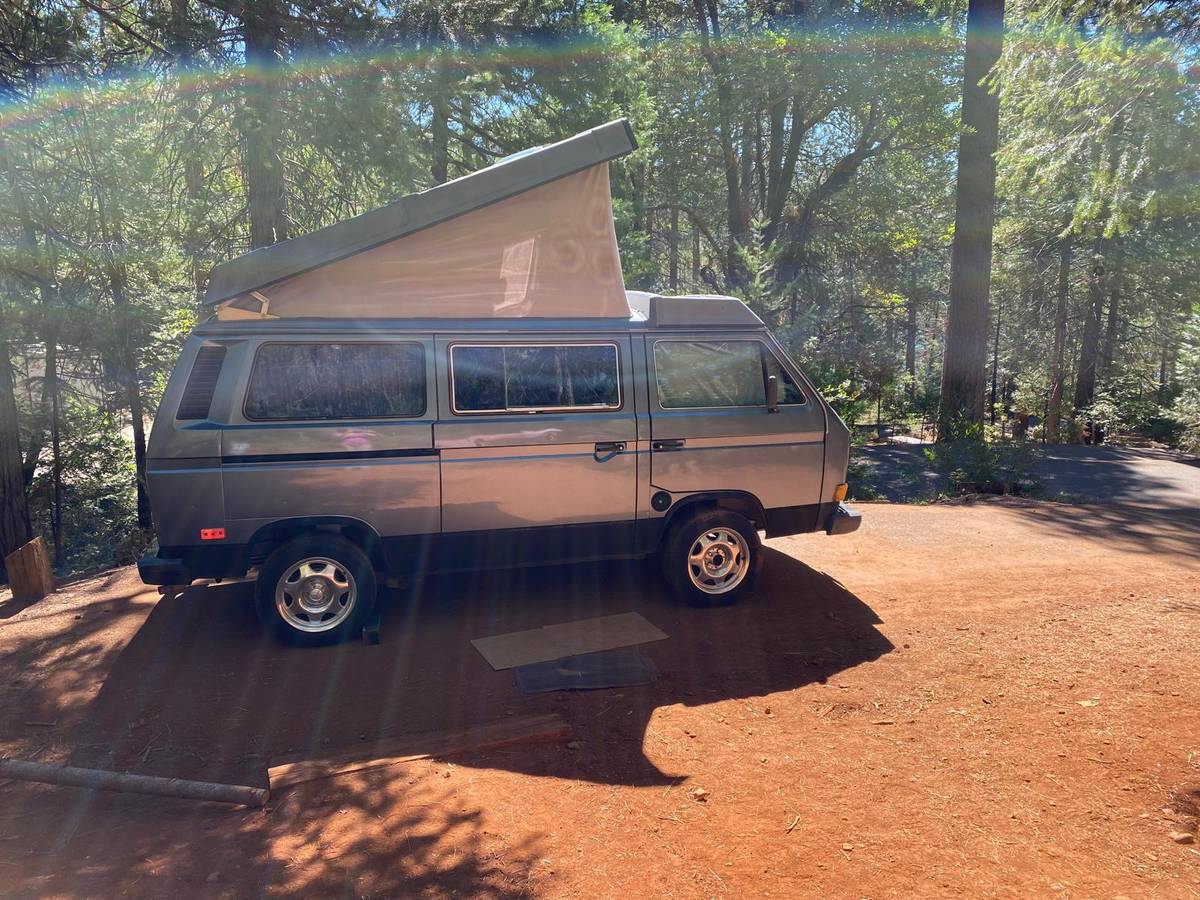 Volkswagen Vanagon westfalia  1987 blue