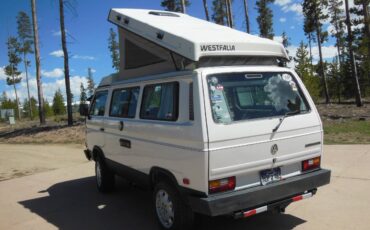 Volkswagen-Vanagon-westfalia-1989-white-1