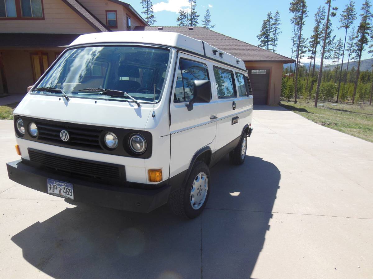 Volkswagen-Vanagon-westfalia-1989-white-2