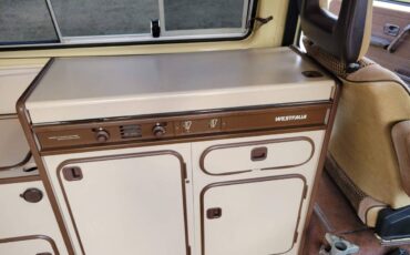 Volkswagen-Vanagon-westfalia-diesel-1982-12