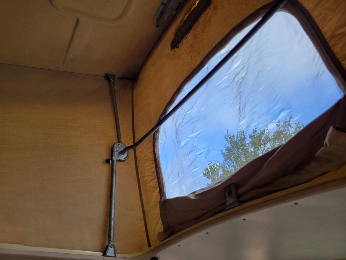 Volkswagen-Vanagon-westfalia-diesel-1982-9