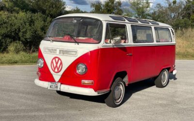 Volkswagen Vw bus  1971 red