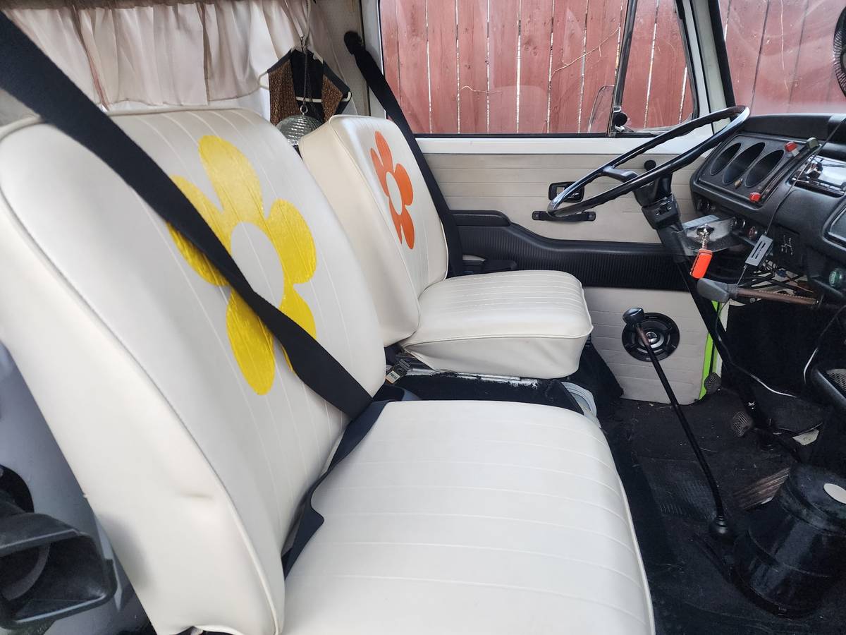 Volkswagen-Vw-bus-1973-11