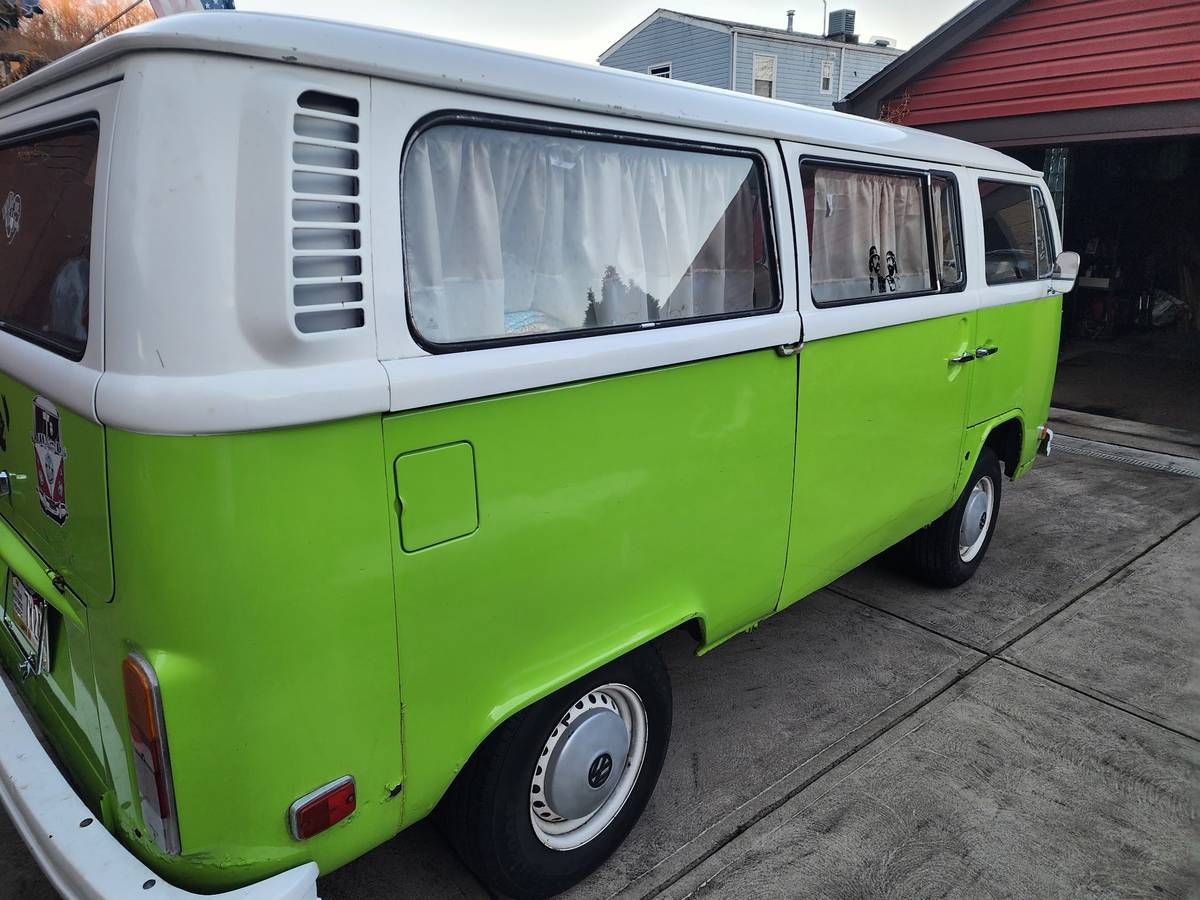 Volkswagen-Vw-bus-1973-16