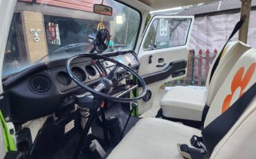 Volkswagen-Vw-bus-1973-2
