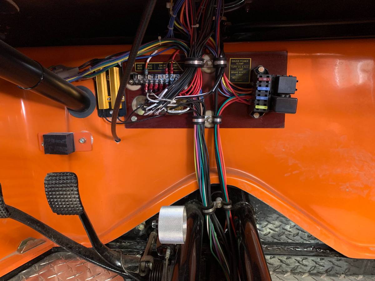 Volkswagen-Vw-dune-buggy-1964-orange-4