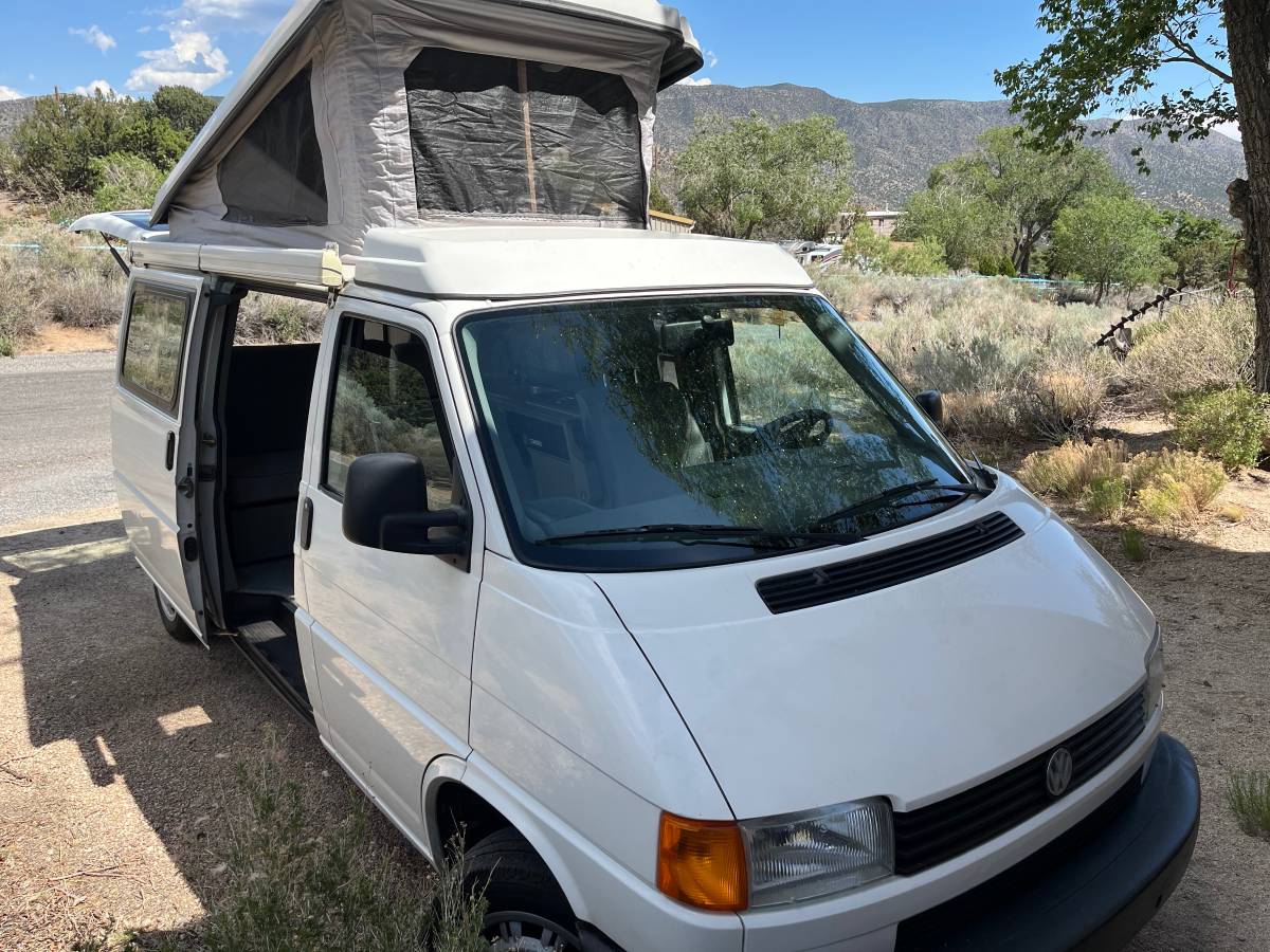 Volkswagen-Vw-eurovan-camper-1995-white-4