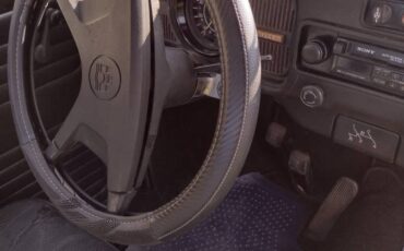 Volkswagen-Vw-super-beetle-1972-purple-12