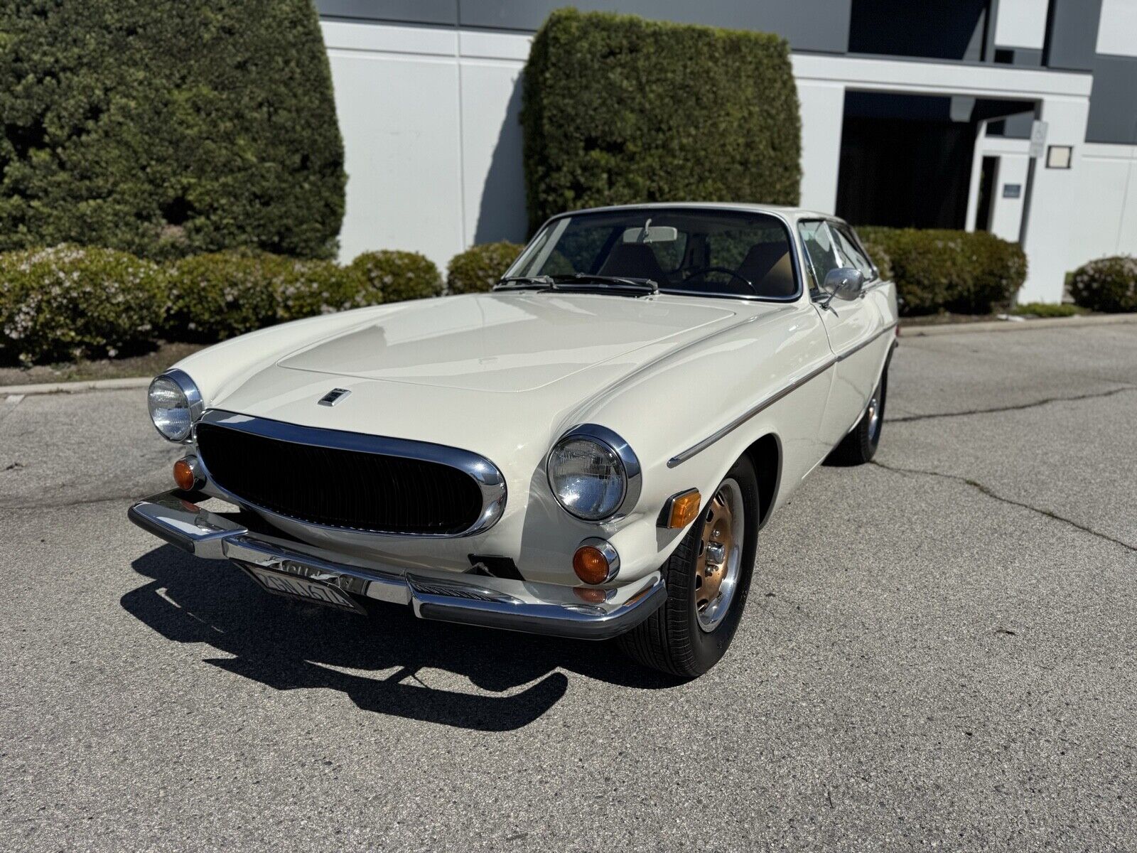 Volvo-1800-ES-1972-Hatchback-2