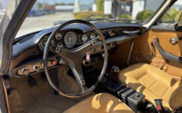 Volvo-1800-ES-1972-Hatchback-22
