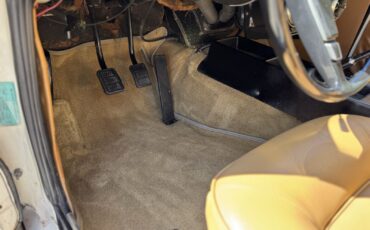 Volvo-1800-ES-1972-Hatchback-23