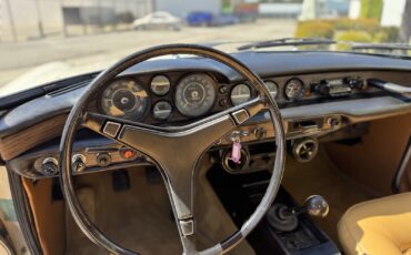 Volvo-1800-ES-1972-Hatchback-25