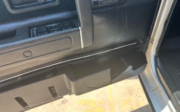 Volvo-240-1985-Sedan-21