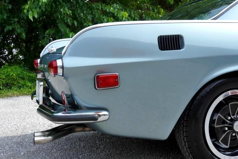Volvo-P1800-1970-Coupe-12