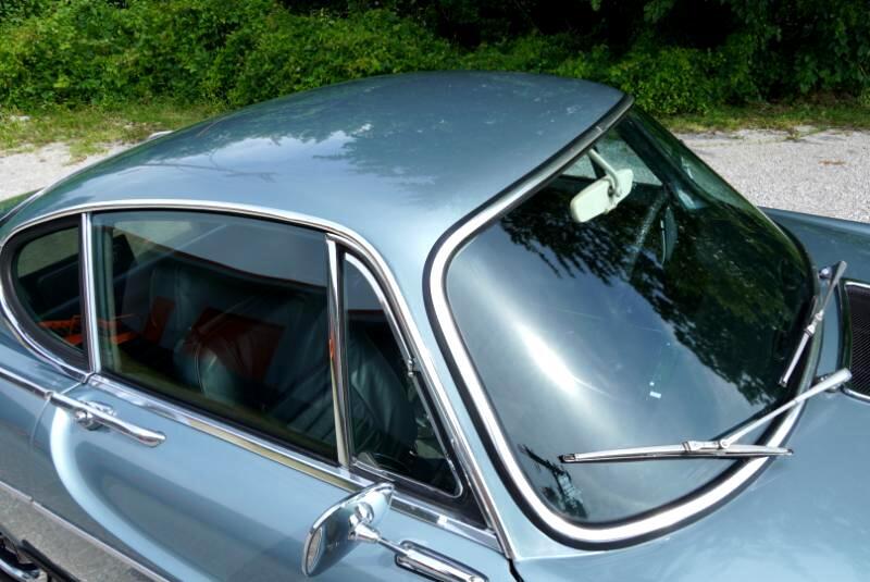 Volvo-P1800-1970-Coupe-13
