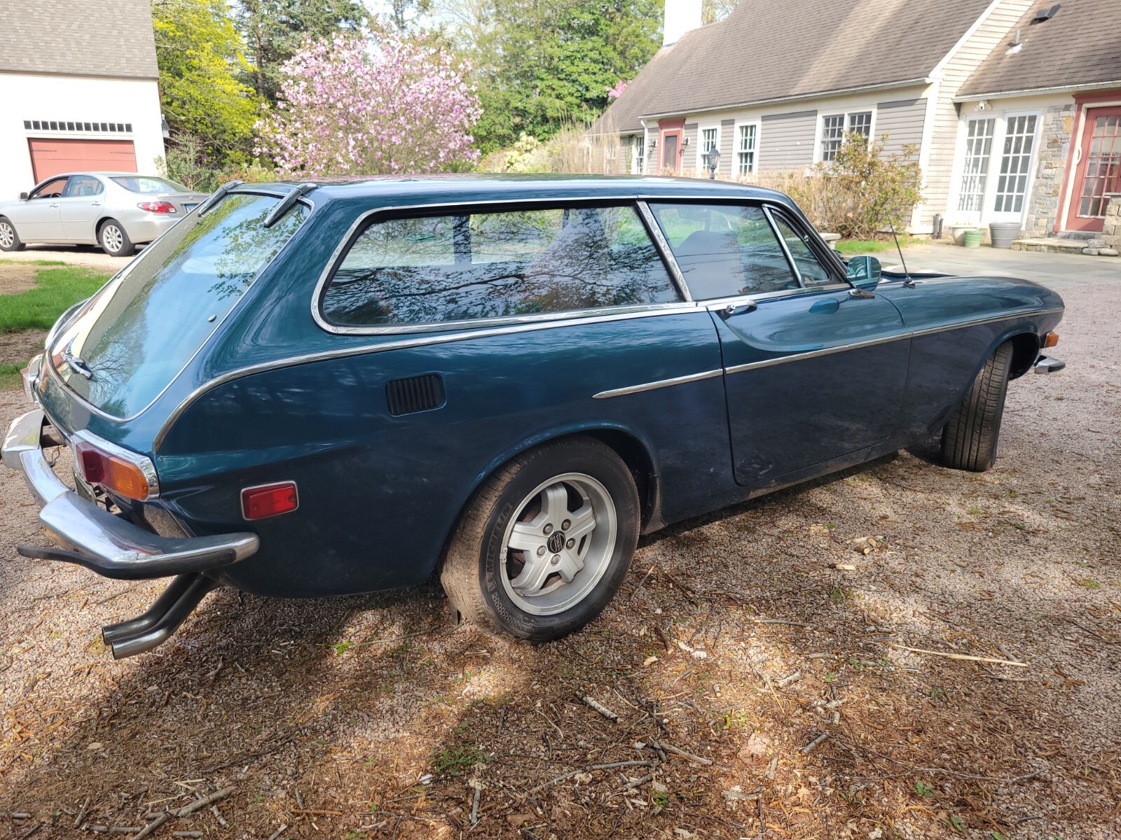 Volvo-P1800-1973-Coupe-16