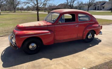 Volvo-Pv544-2-liter-1965-red-1