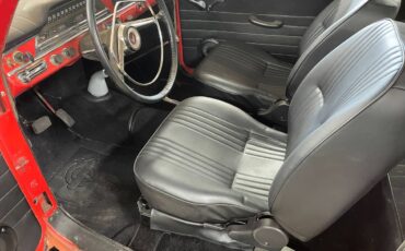 Volvo-Pv544-2-liter-1965-red-2