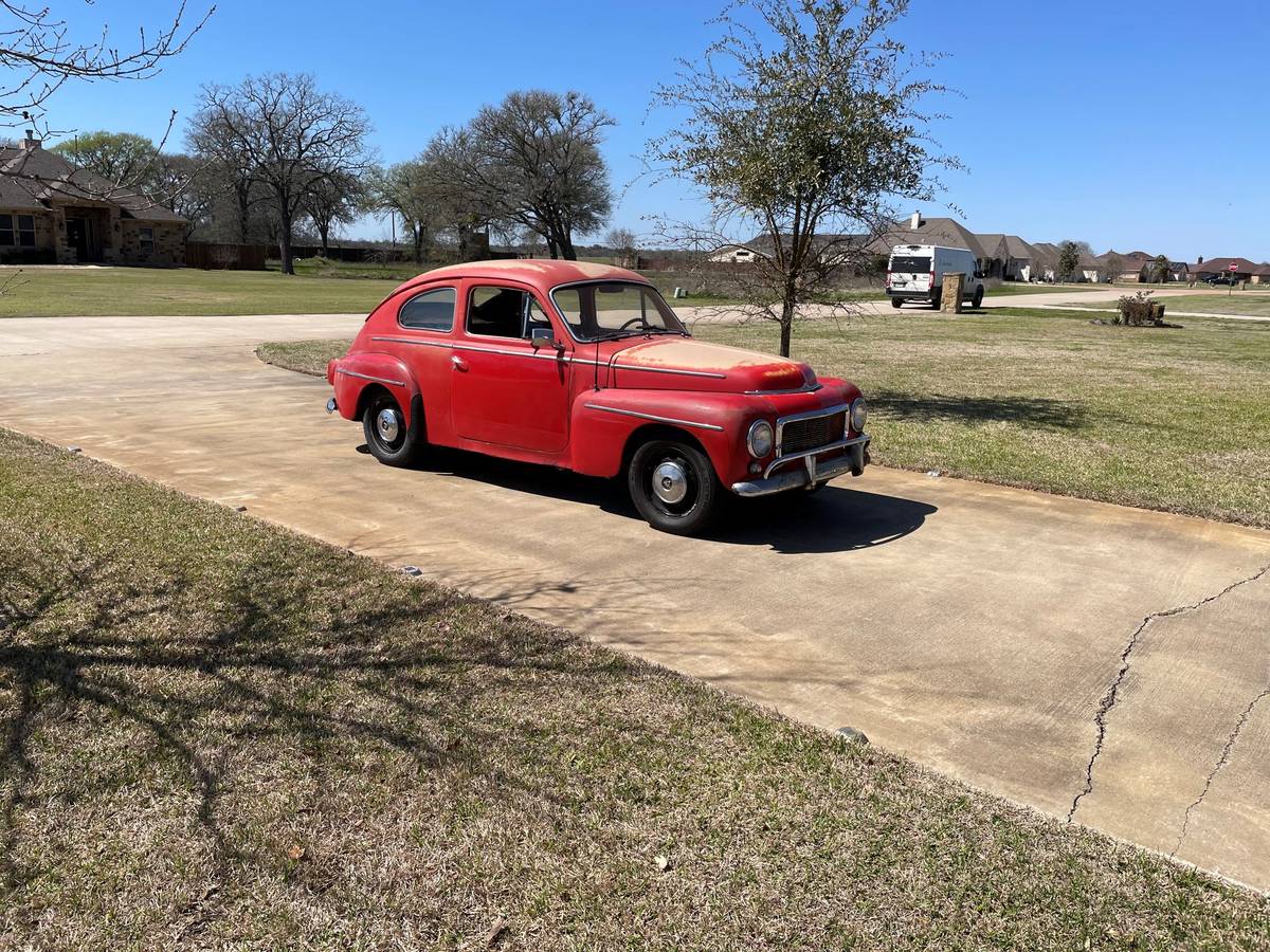 Volvo-Pv544-2-liter-1965-red-4