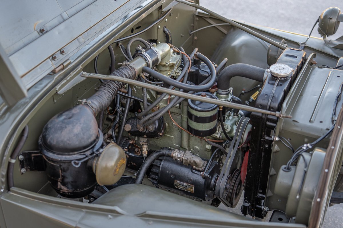 Willys-1954-13