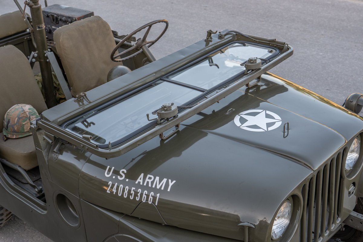 Willys-1954-27