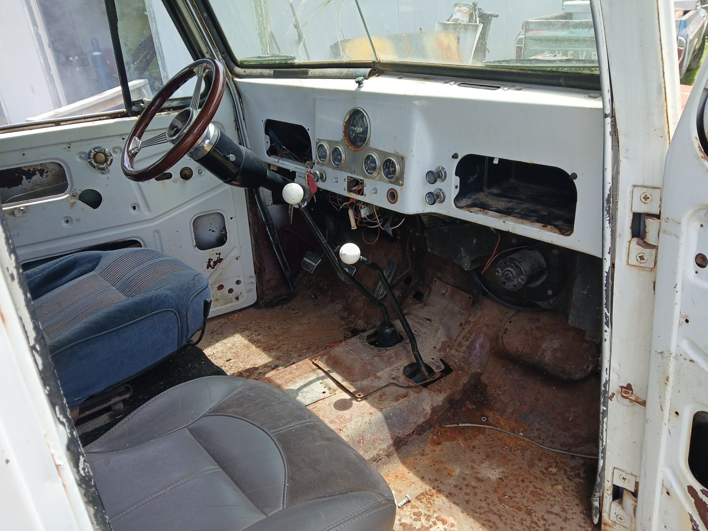 Willys-1955-Wagon-4