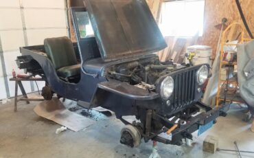 Willys-CJ2A-1946-jeep-4