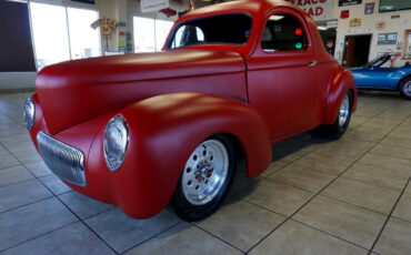 Willys-Coupe-1941-Classic-Car-2