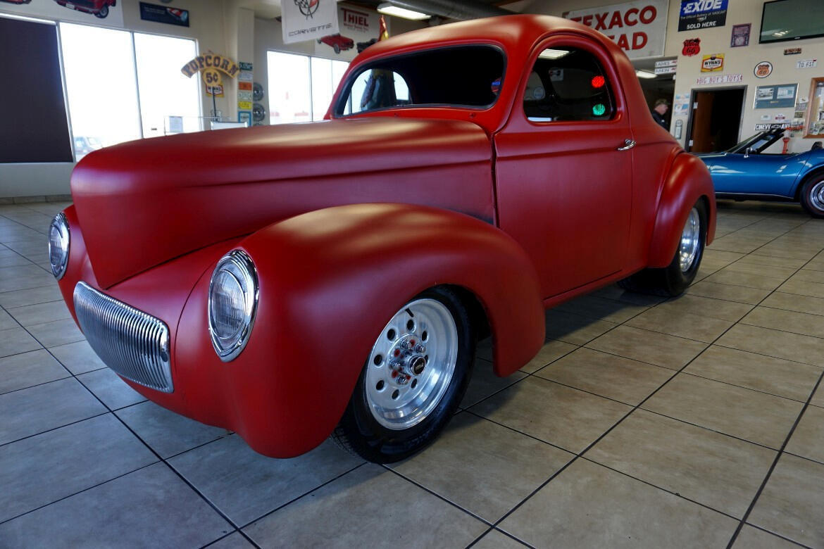 Willys-Coupe-1941-Classic-Car-2